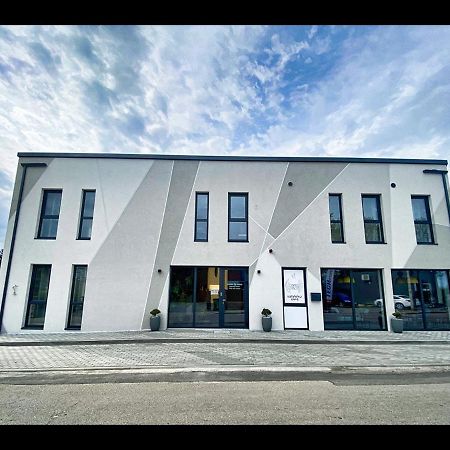 Floros Namai Hotel Silale Kültér fotó
