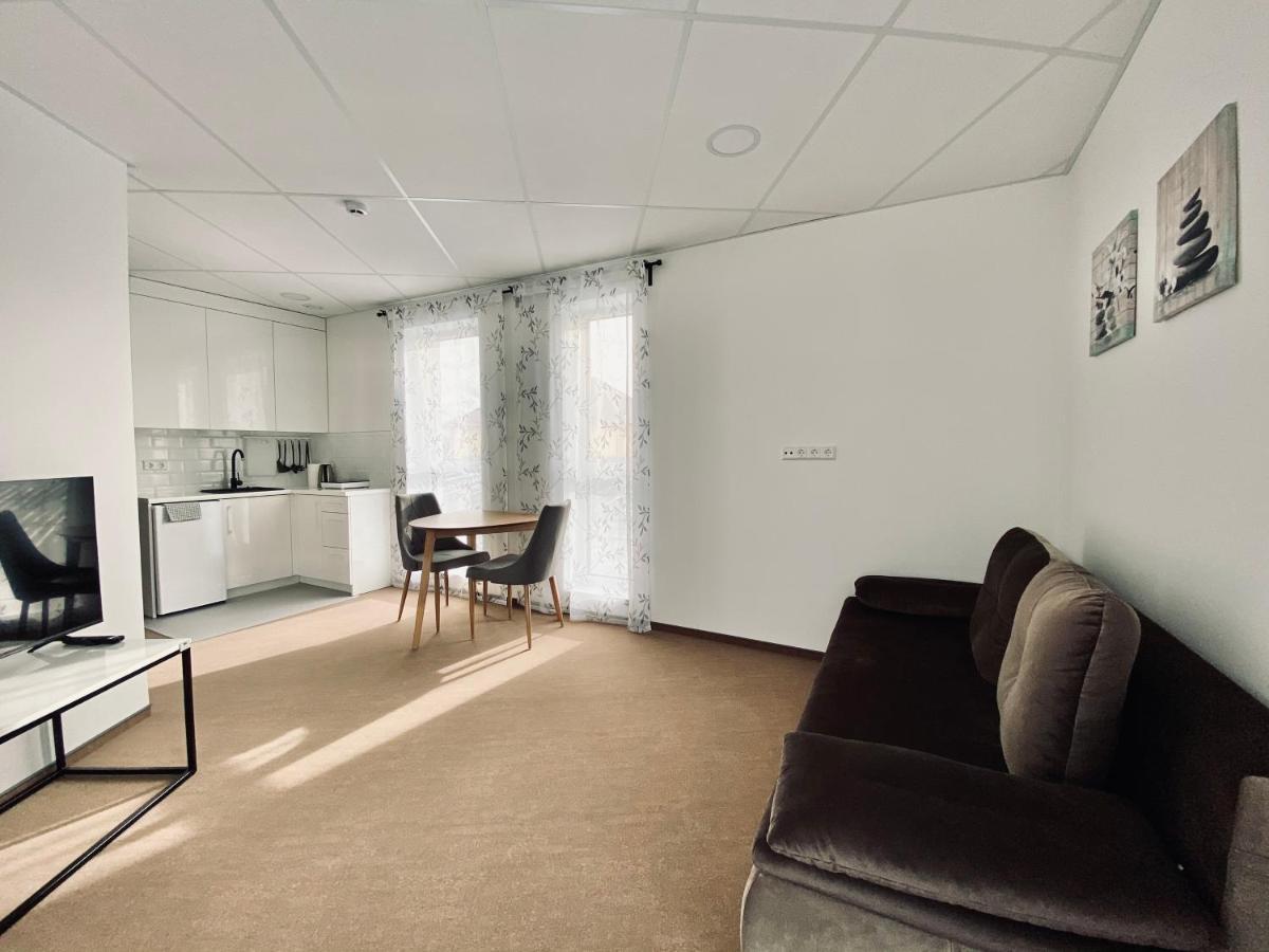 Floros Namai Hotel Silale Kültér fotó