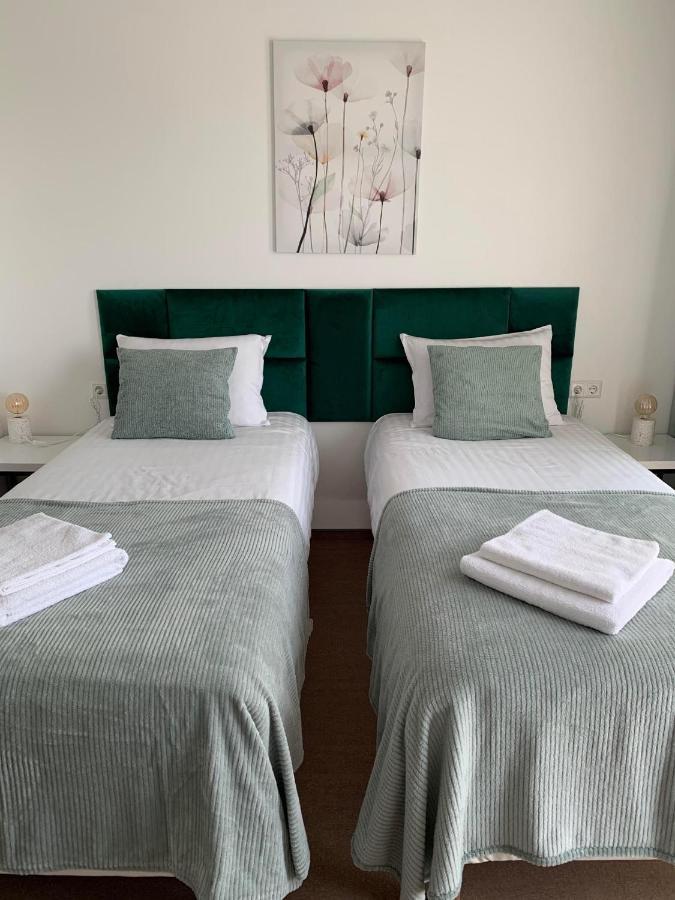 Floros Namai Hotel Silale Kültér fotó